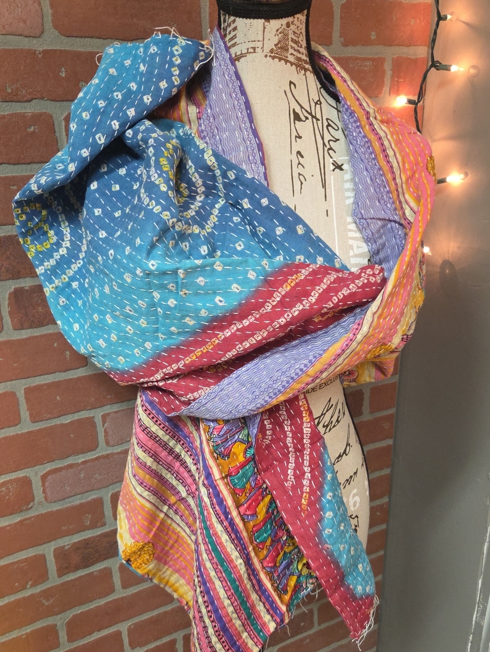 Kantha Reverisable Scarf/Table Runner w/People  #196